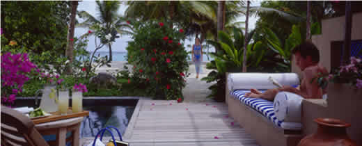 Four Seasons Maldives - Beach Bungalow with Pool